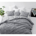 Grey Queen Textured Waves Comforter B238