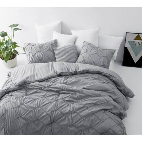 Grey Queen Textured Waves Comforter B238