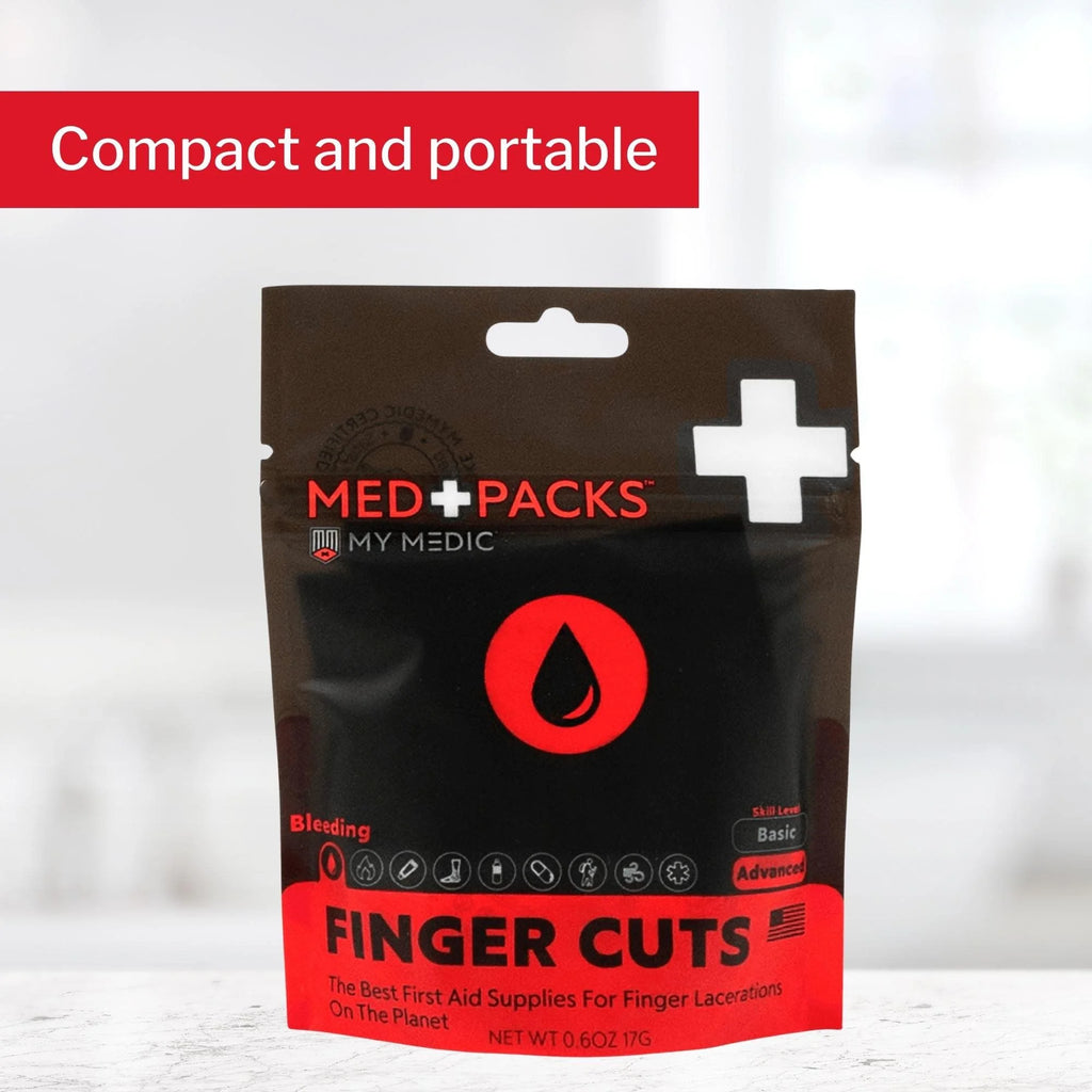 First Aid Kit in Portable Pouch Q8578