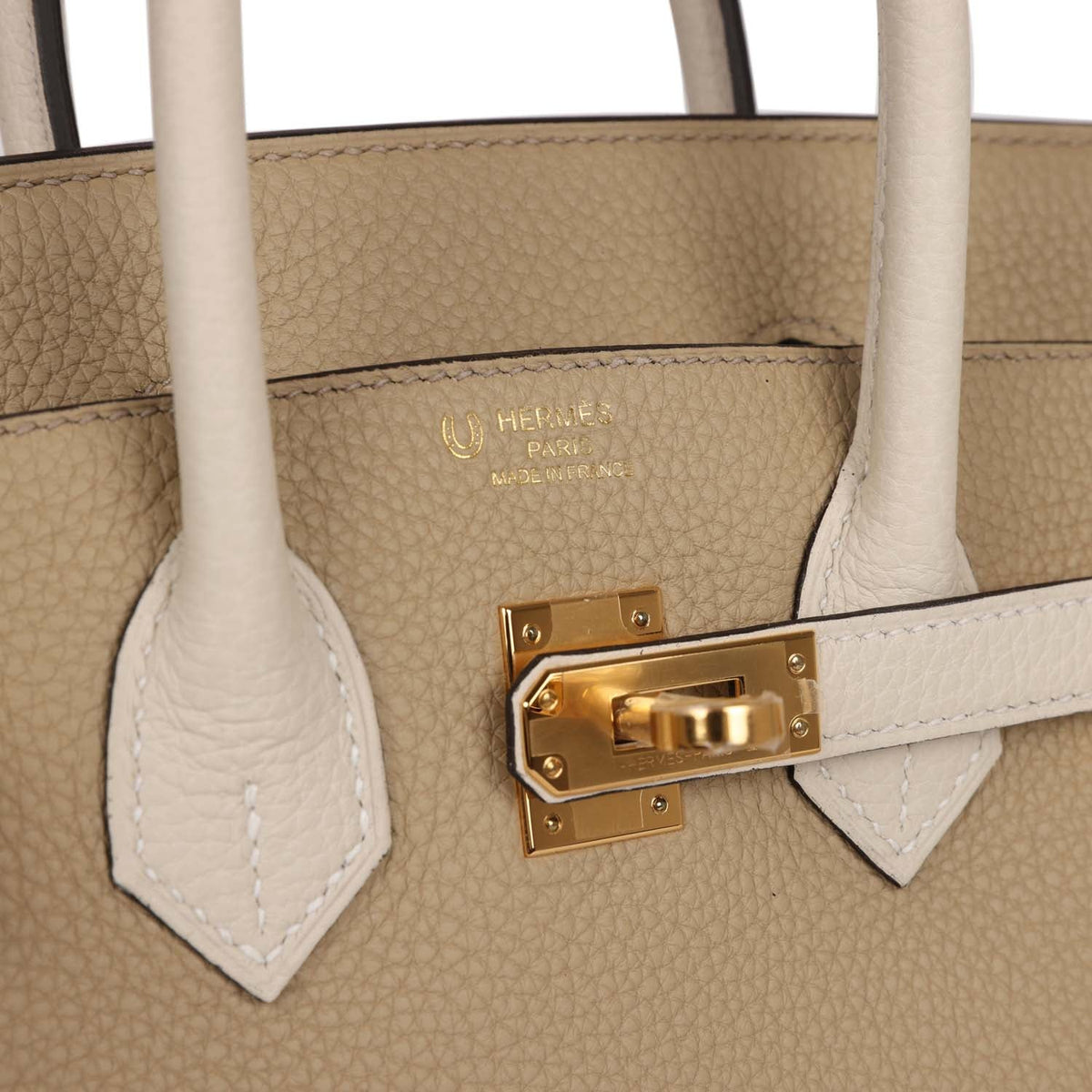 Trench and Beton Togo Leather Bag Z30775