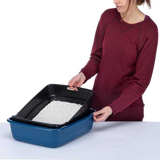 Hooded Litter Box J429