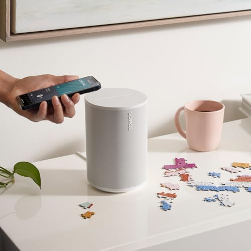 White Wireless Smart Speaker U4769