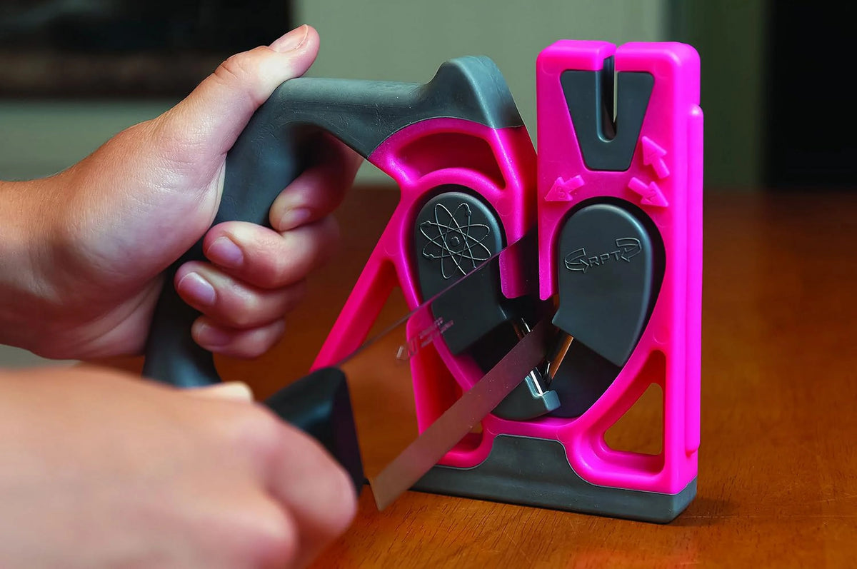 Knife Sharpener for Straight Edge and Serrated Knives C314