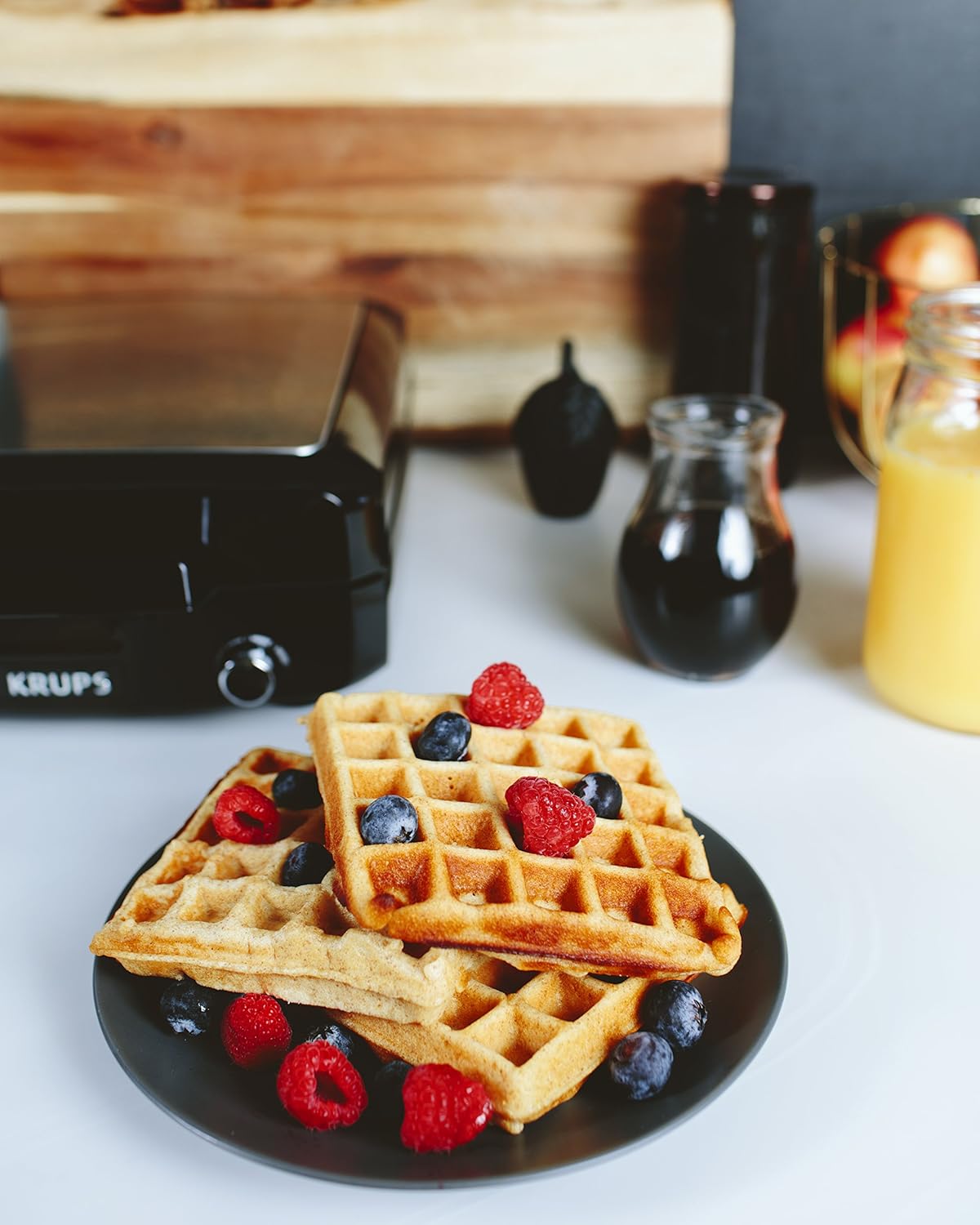 Stainless Steel 4 Slice Belgian Waffle Maker O341617