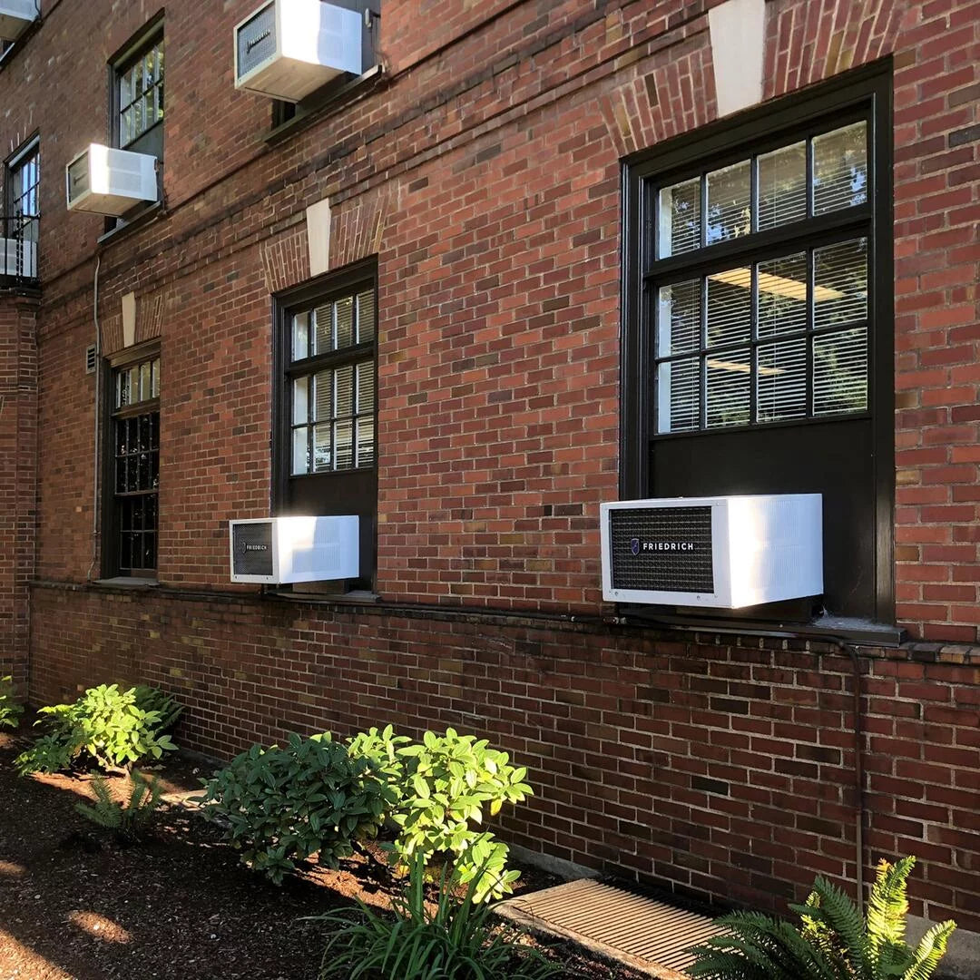 Window Air Conditioner O7898