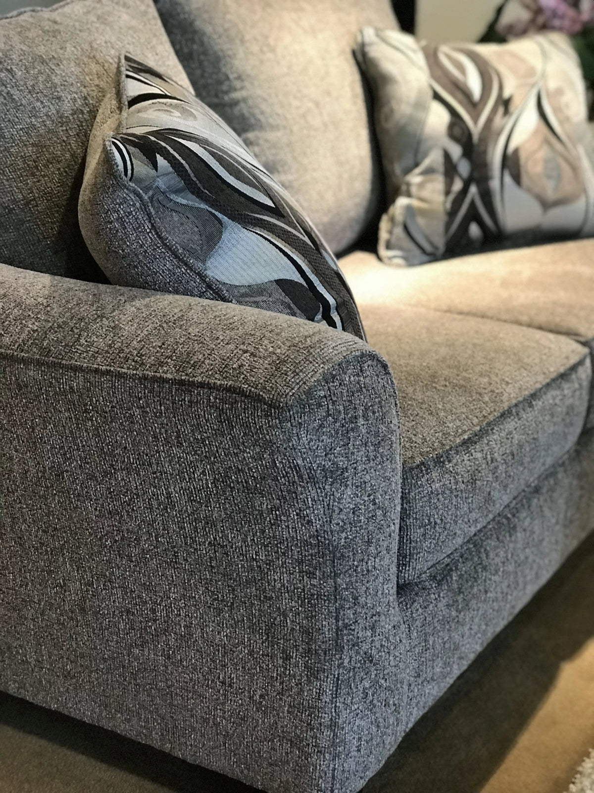 Fabric Pillowback Sofa and Loveseat Set I236