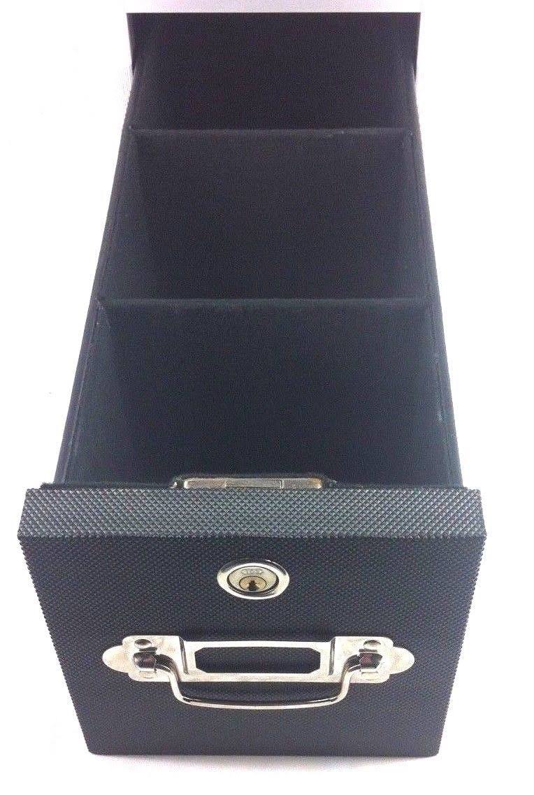 CD Cabinet B29298