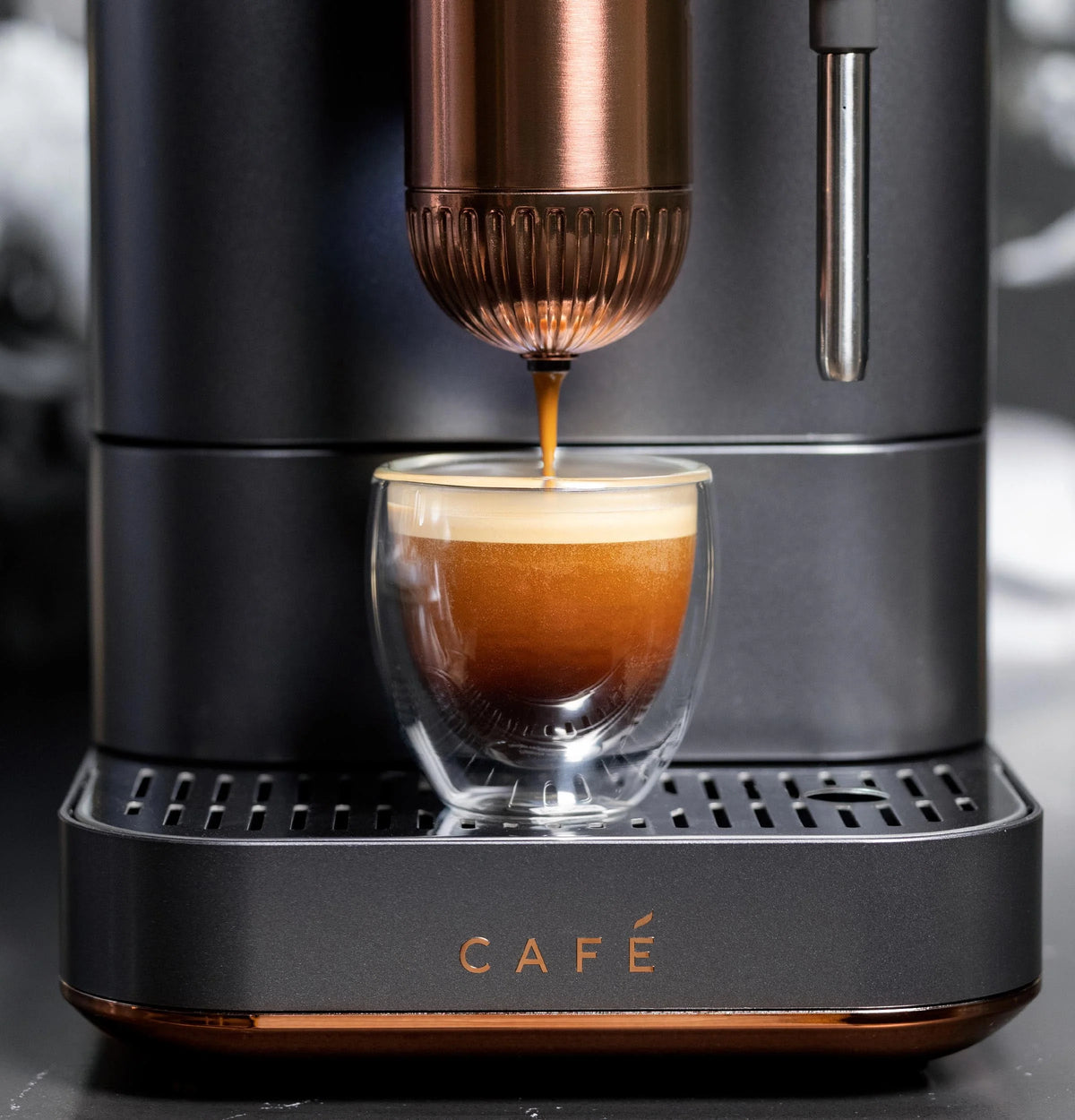 Automatic Espresso Machine with Milk Frother and Bean Grinder, Matte Black, 1.2 Liter S835