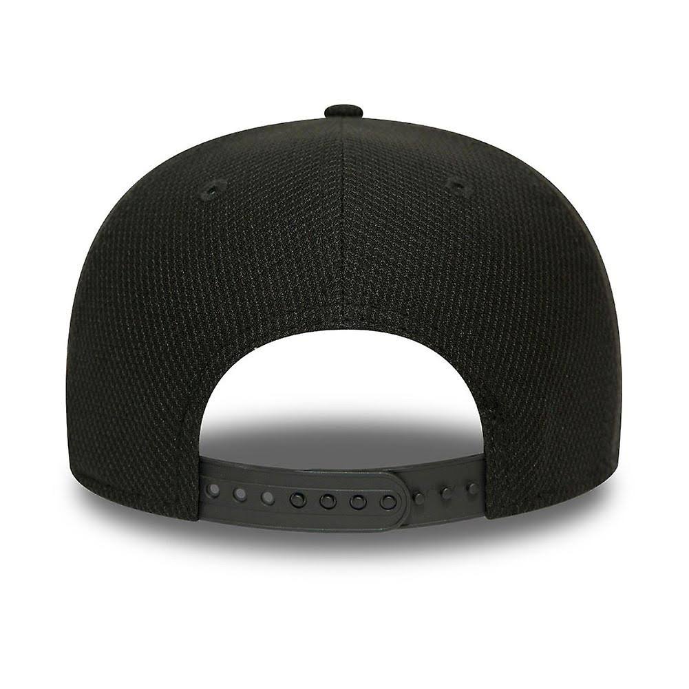 Black Outline Raiders Snapback Cap Q20415