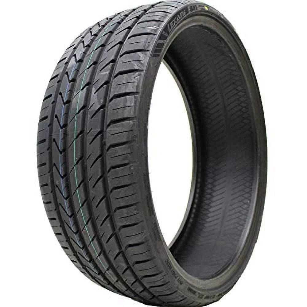 245/35-19 All-Season Tire A78818